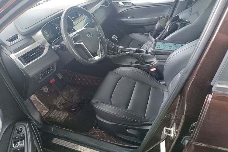GEELY Emgrand 2018 car image #15