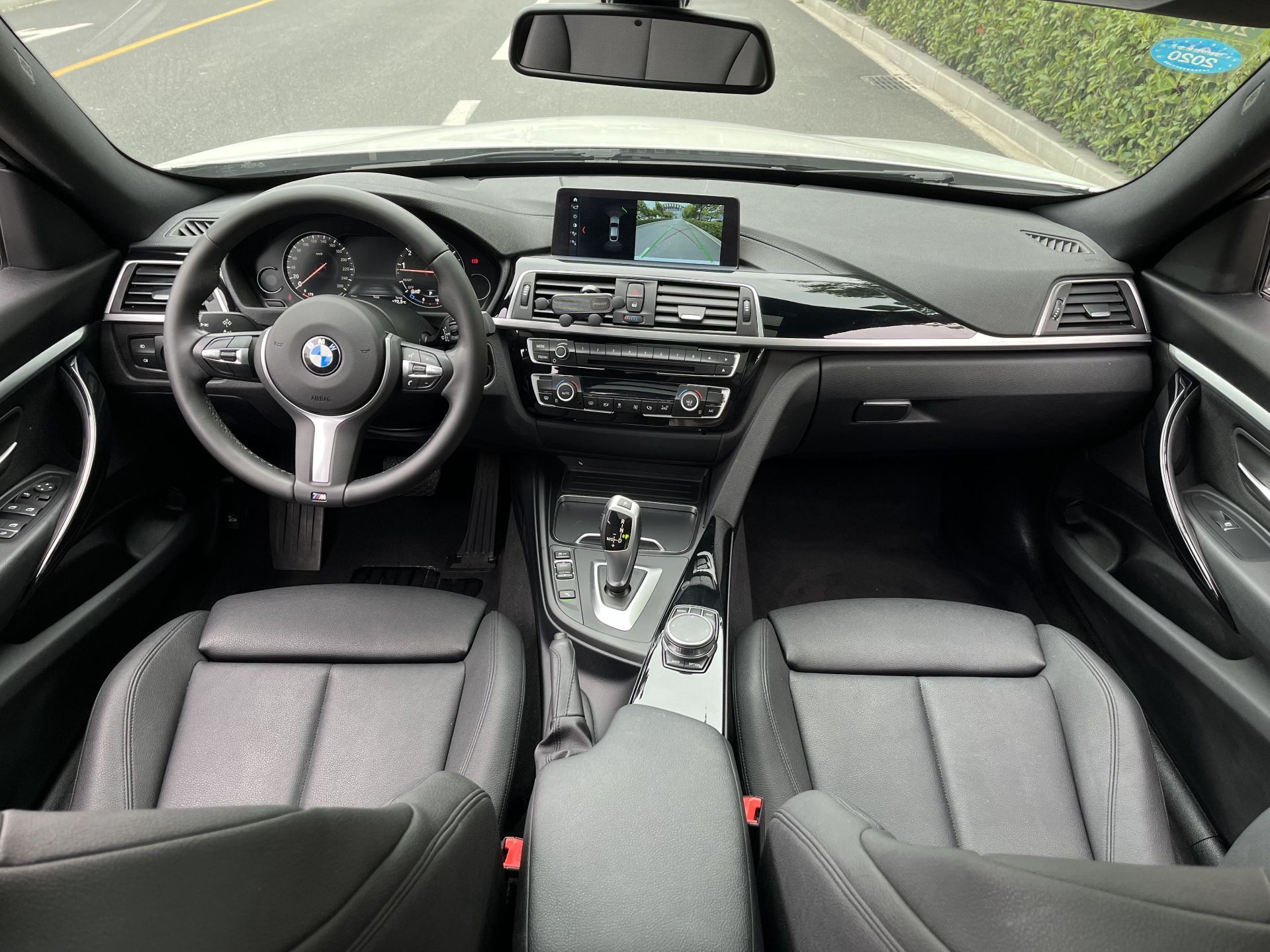 BMW 3 Series GT 2019 #2 BMW 3 Series GT 2019 car image #2