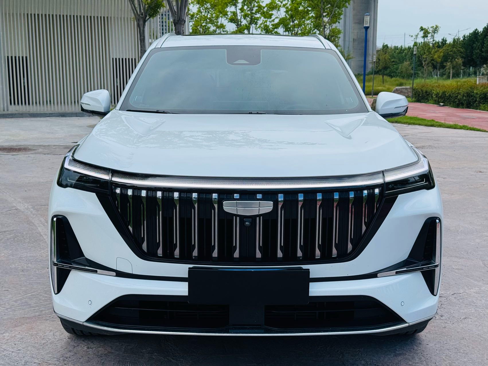 GEELY Boyue L 2025 car image #2