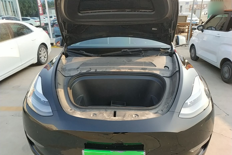 Tesla Model Y 2024 #20 Tesla Model Y 2024 صورة سيارة #20