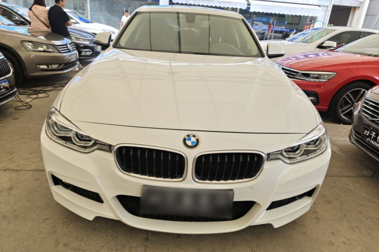 BMW 3 Series 2019 car image #3