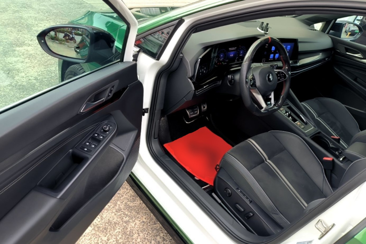 Volkswagen Golf 2022 #16 Volkswagen Golf 2022 car image #16
