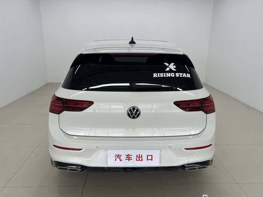 Volkswagen Golf 2023 car image #5