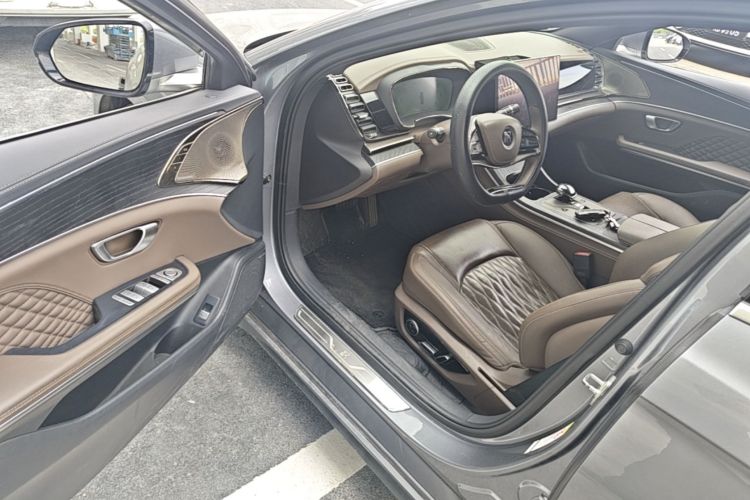 BYD Han 2023 #16 BYD Han 2023 car image #16