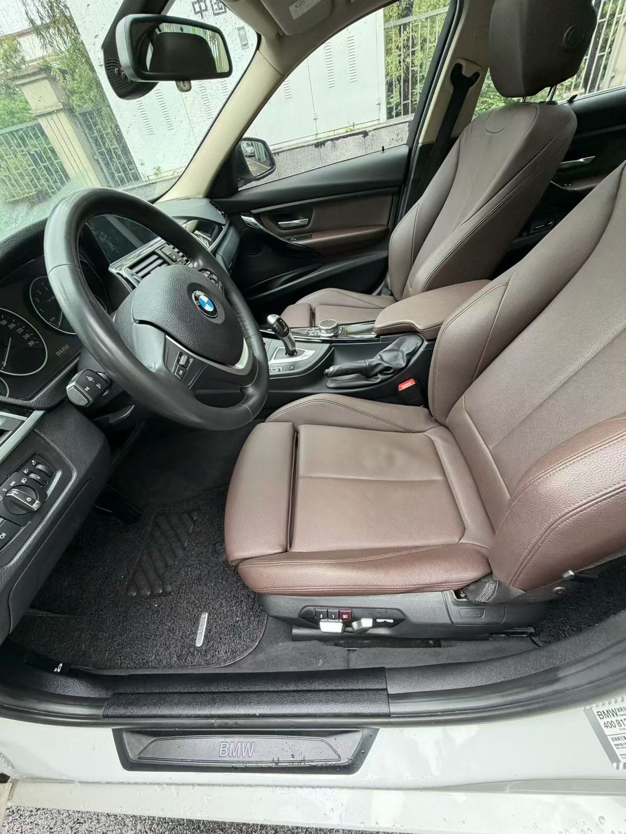 BMW 3 Series 2019 car image #6