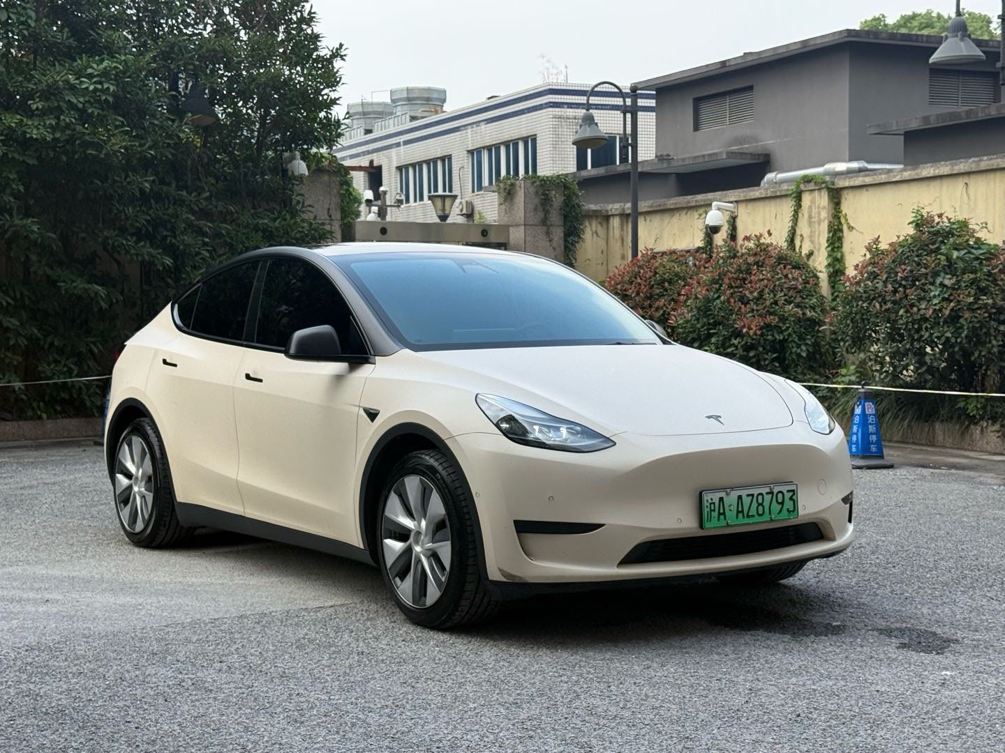 Tesla Model Y 2022 imagem de carro #2