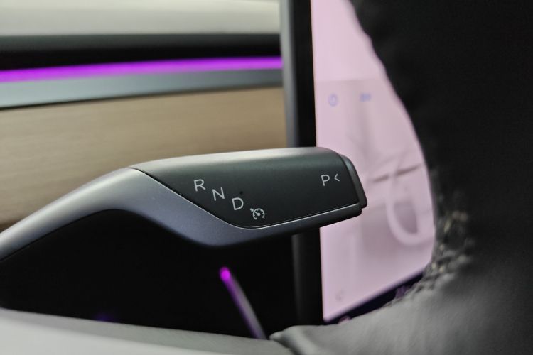 Tesla Model 3 2020 #14 Tesla Model 3 2020 car image #14