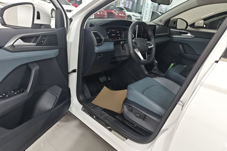 Volkswagen Tharu 2025 #16 Volkswagen Tharu 2025 immagine di auto #16