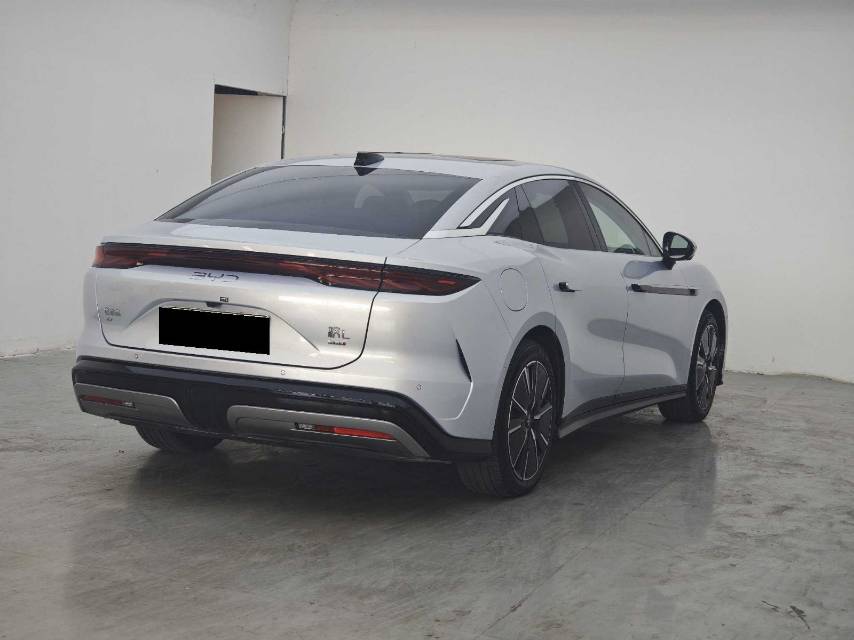 BYD HanL 2025 car image #7