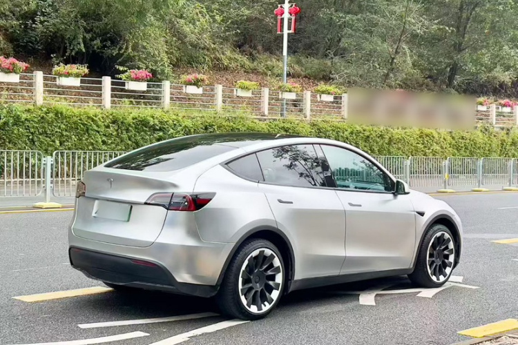 特斯拉 Model Y 2023 汽车图片 #6