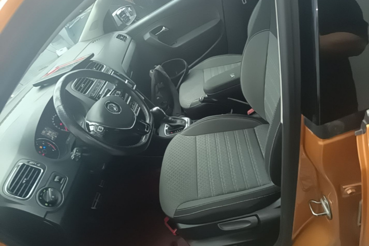 Volkswagen Polo 2019 #15 Volkswagen Polo 2019 car image #15