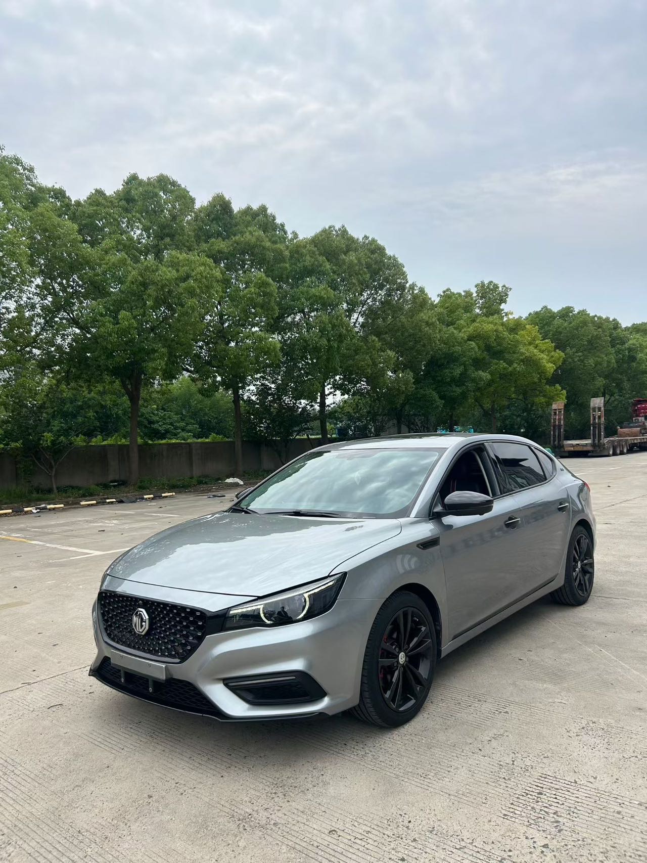 MG 6 New Energy 2019 car image 