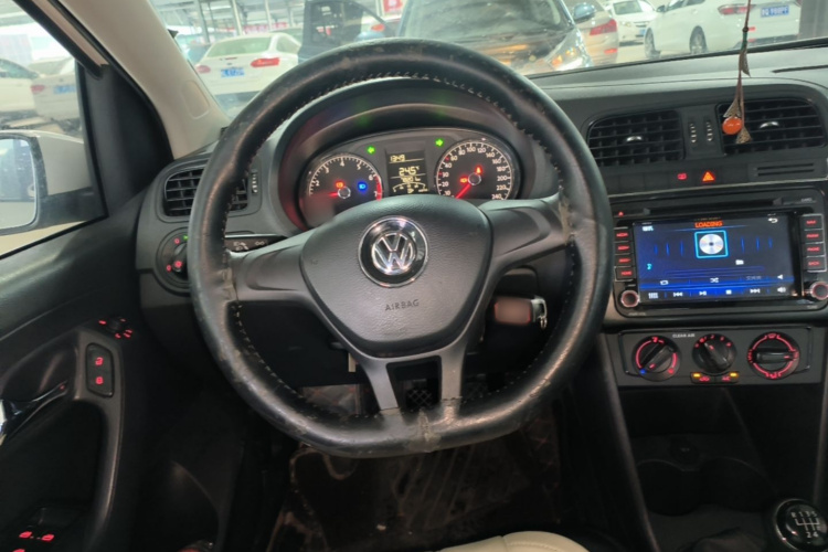 Volkswagen Polo 2017 #11 Volkswagen Polo 2017 car image #11