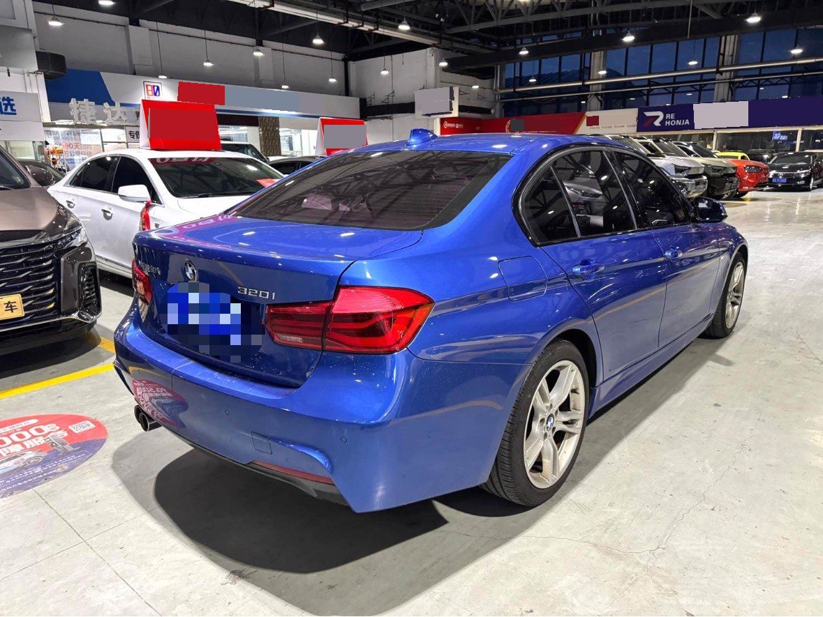 BMW 3 Series 2018 car image #5