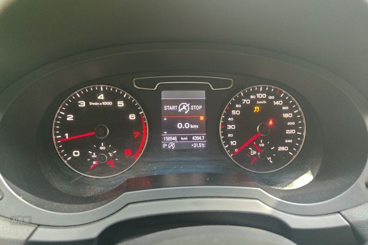 Audi Q3 2015 #13 Audi Q3 2015 car image #13