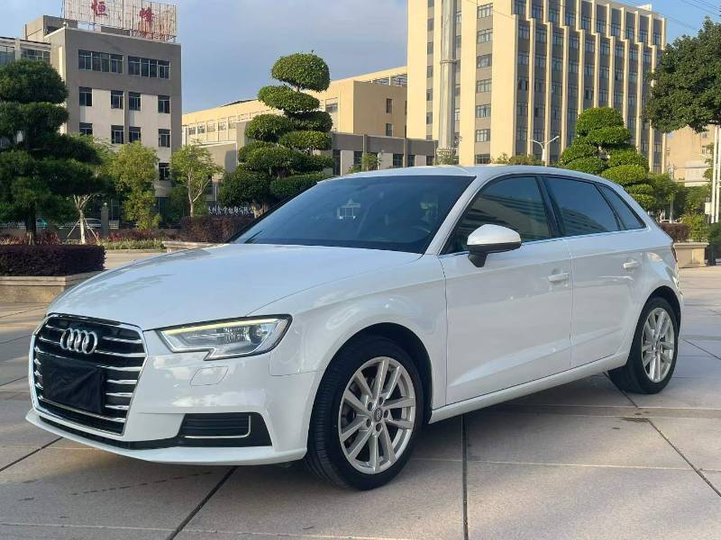 Audi A3 2019 car image 