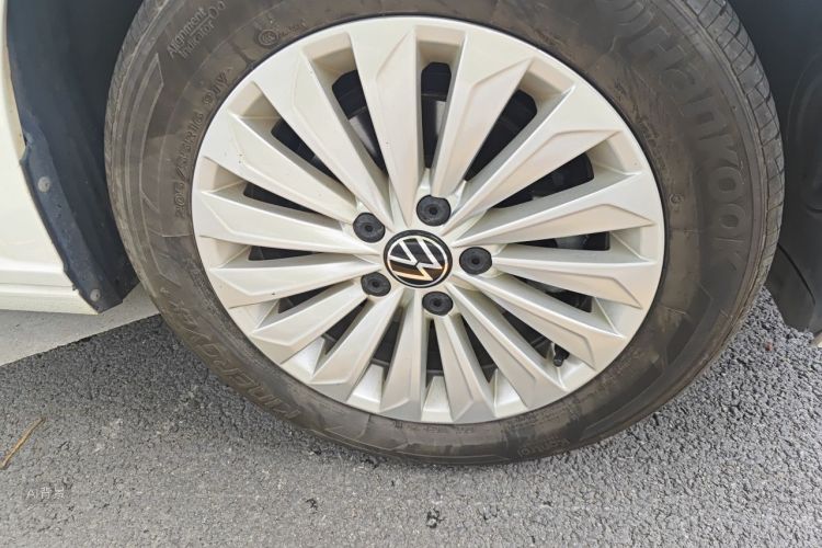 Volkswagen Lavida 2021 car image #9