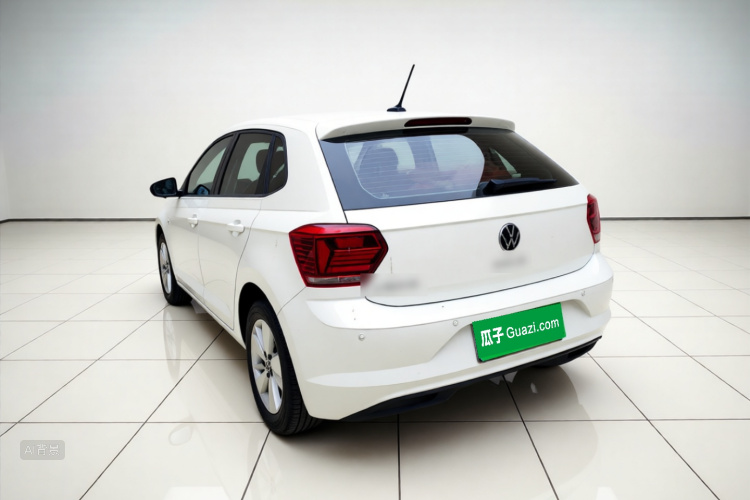 Volkswagen Polo 2023 car image #5