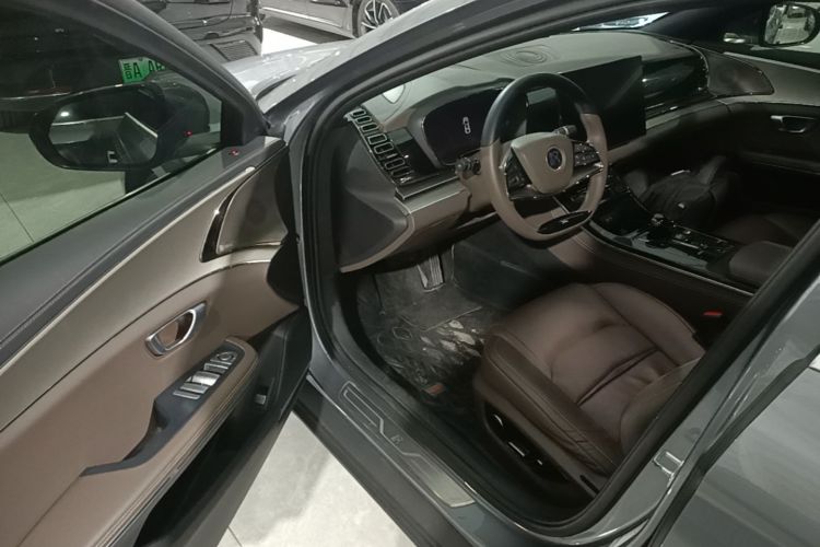 BYD Han 2022 #16 BYD Han 2022 car image #16