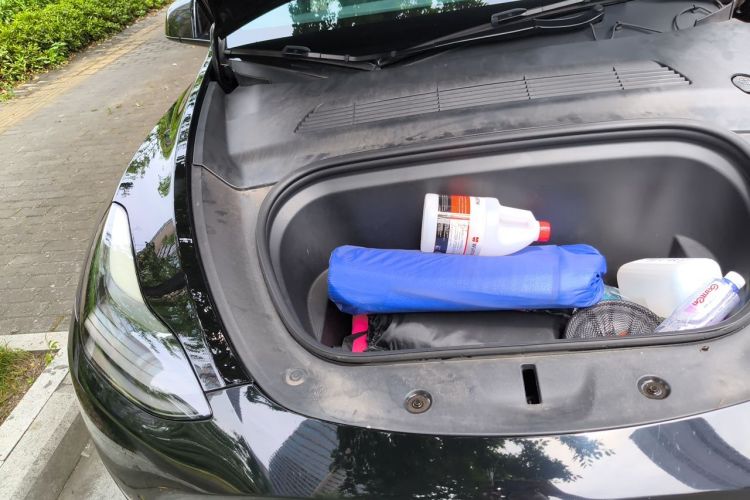 Tesla Model Y 2021 car image #28