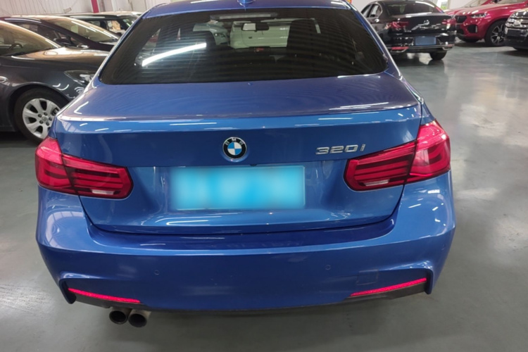 BMW 3 Series 2017 car image #6