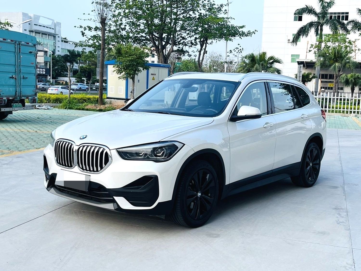 BMW X1 2021 car image 