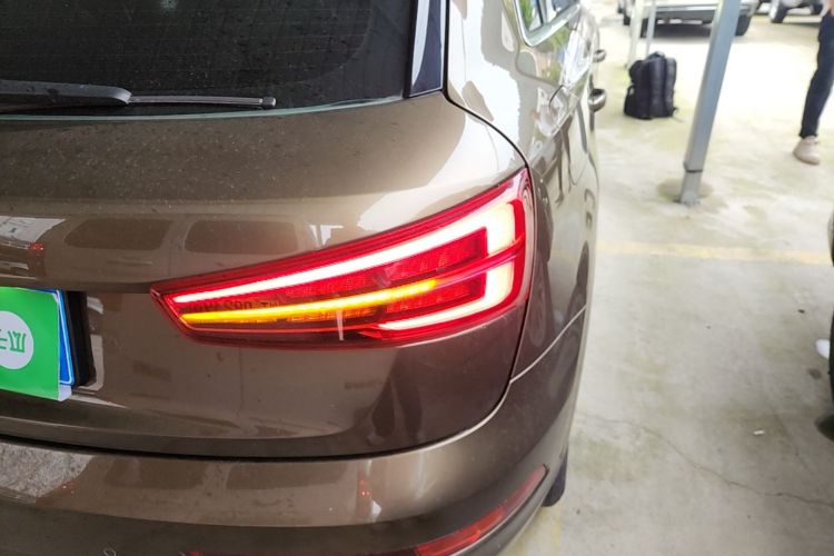 Audi Q3 2019 #8 Audi Q3 2019 car image #8