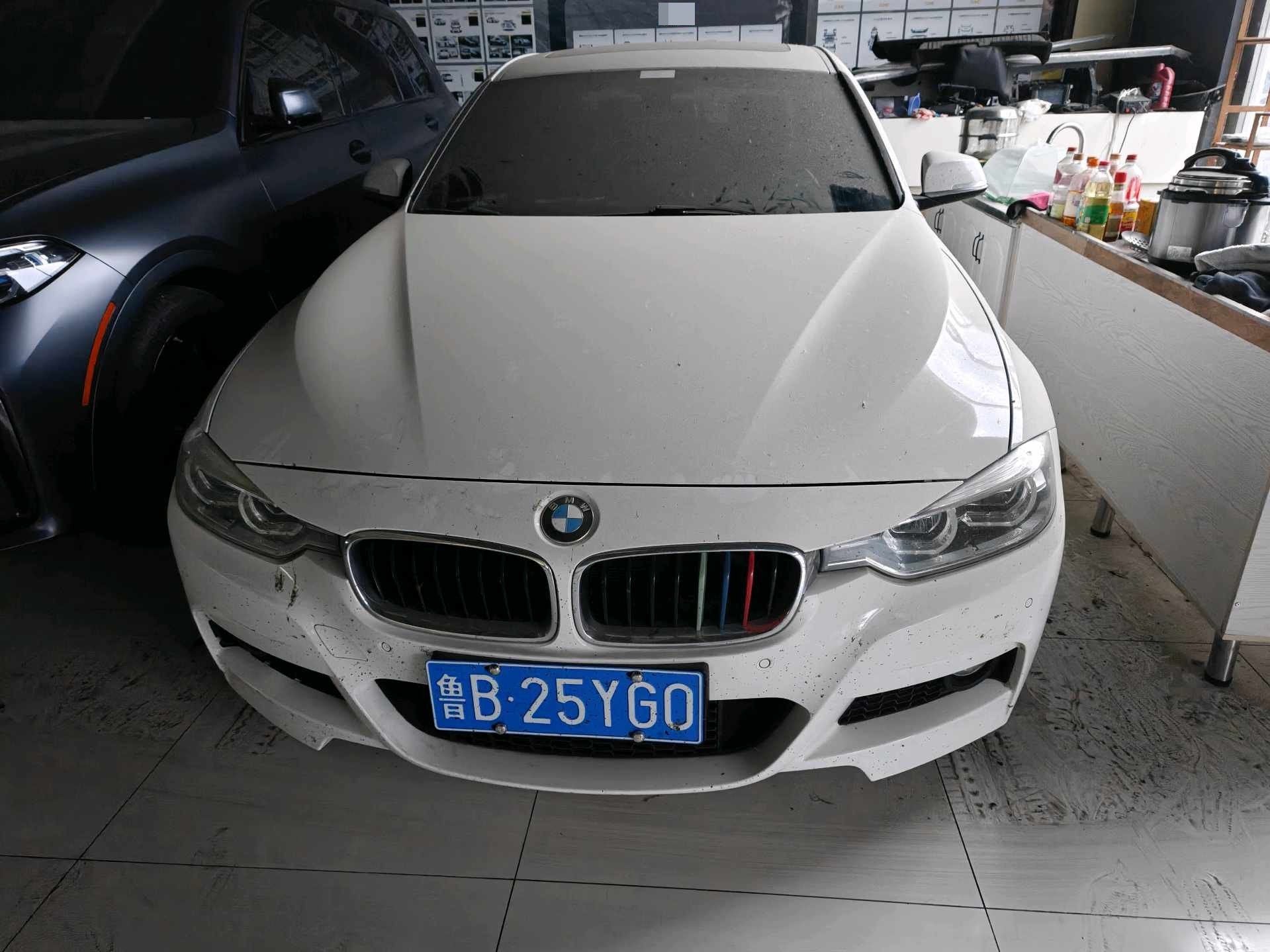 BMW 3 Series 2019 car image #2