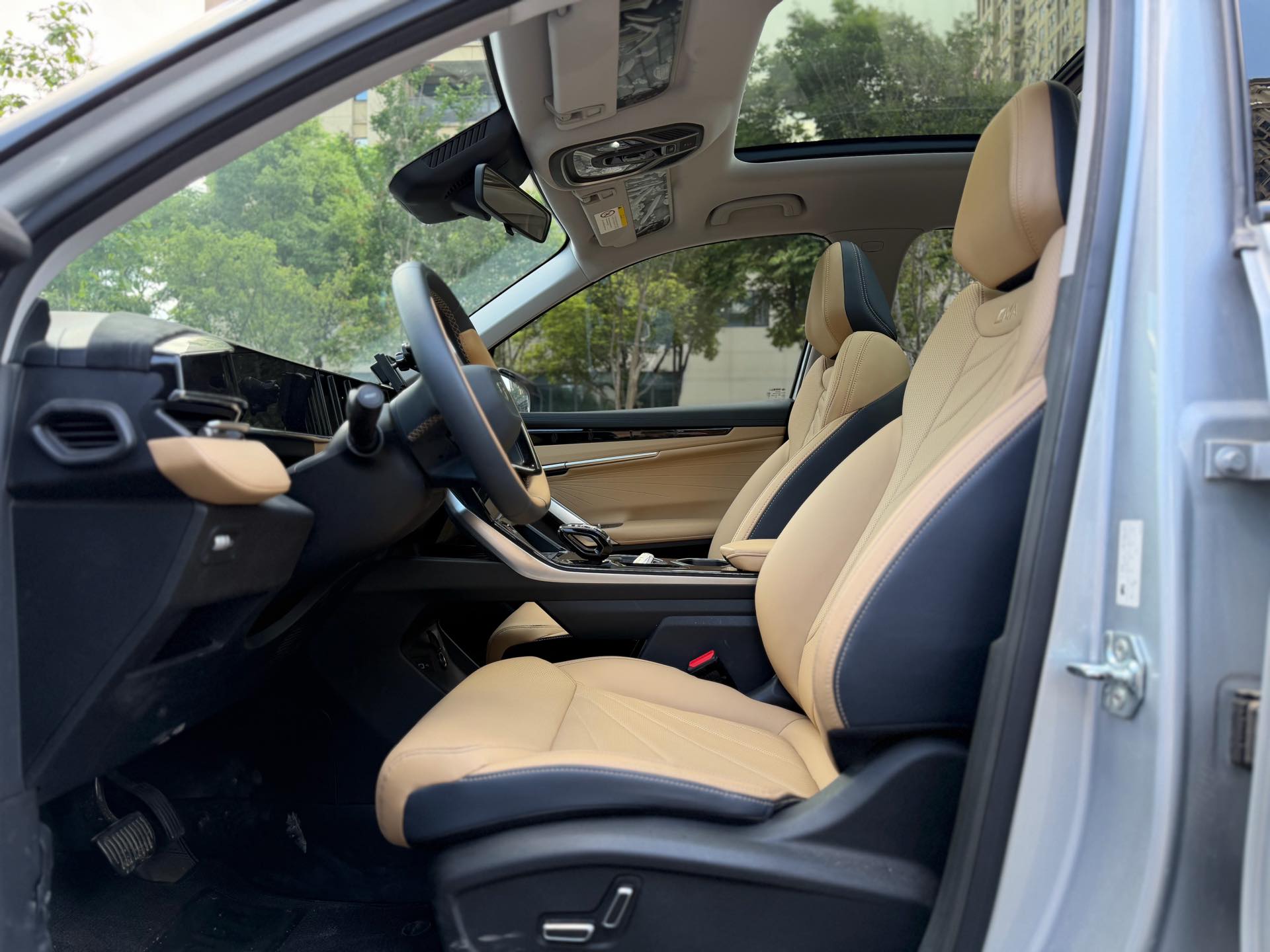 GEELY Boyue L 2024 #4 GEELY Boyue L 2024 imagen de coche #4