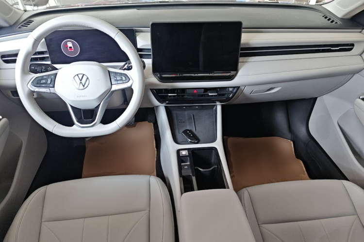 2025 car image #10
