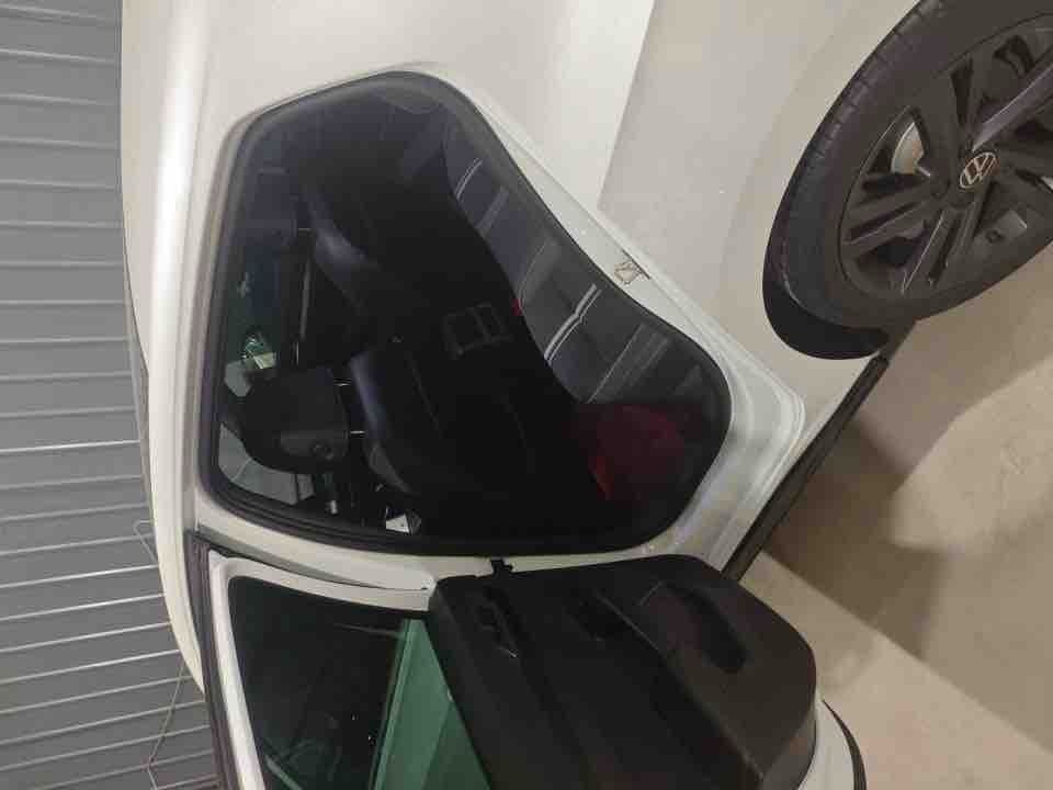 Volkswagen Golf 2022 car image #8