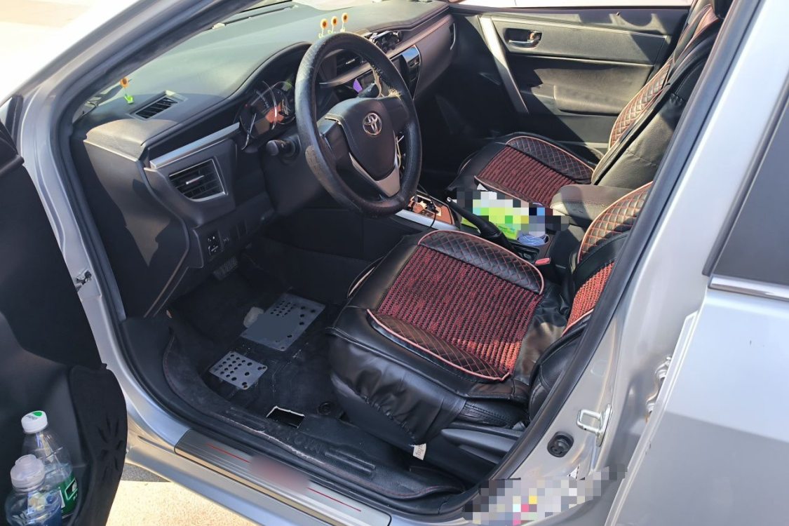 Toyota Corolla 2016 immagine di auto #23