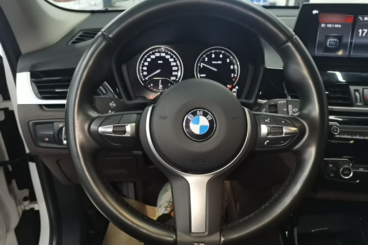 BMW X1 2021 car image #11