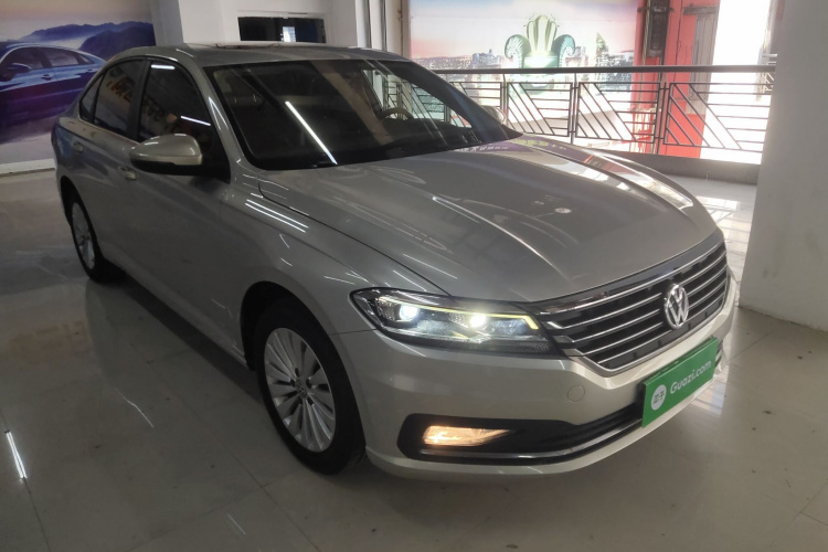 Volkswagen Lavida 2018 car image #4