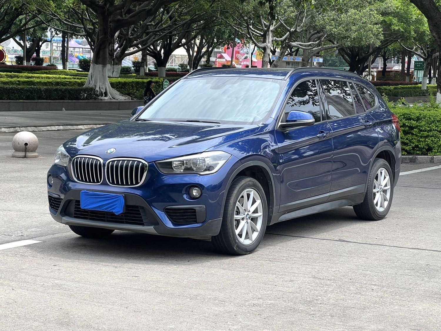 BMW X1 2018 BMW X1 2018 car image