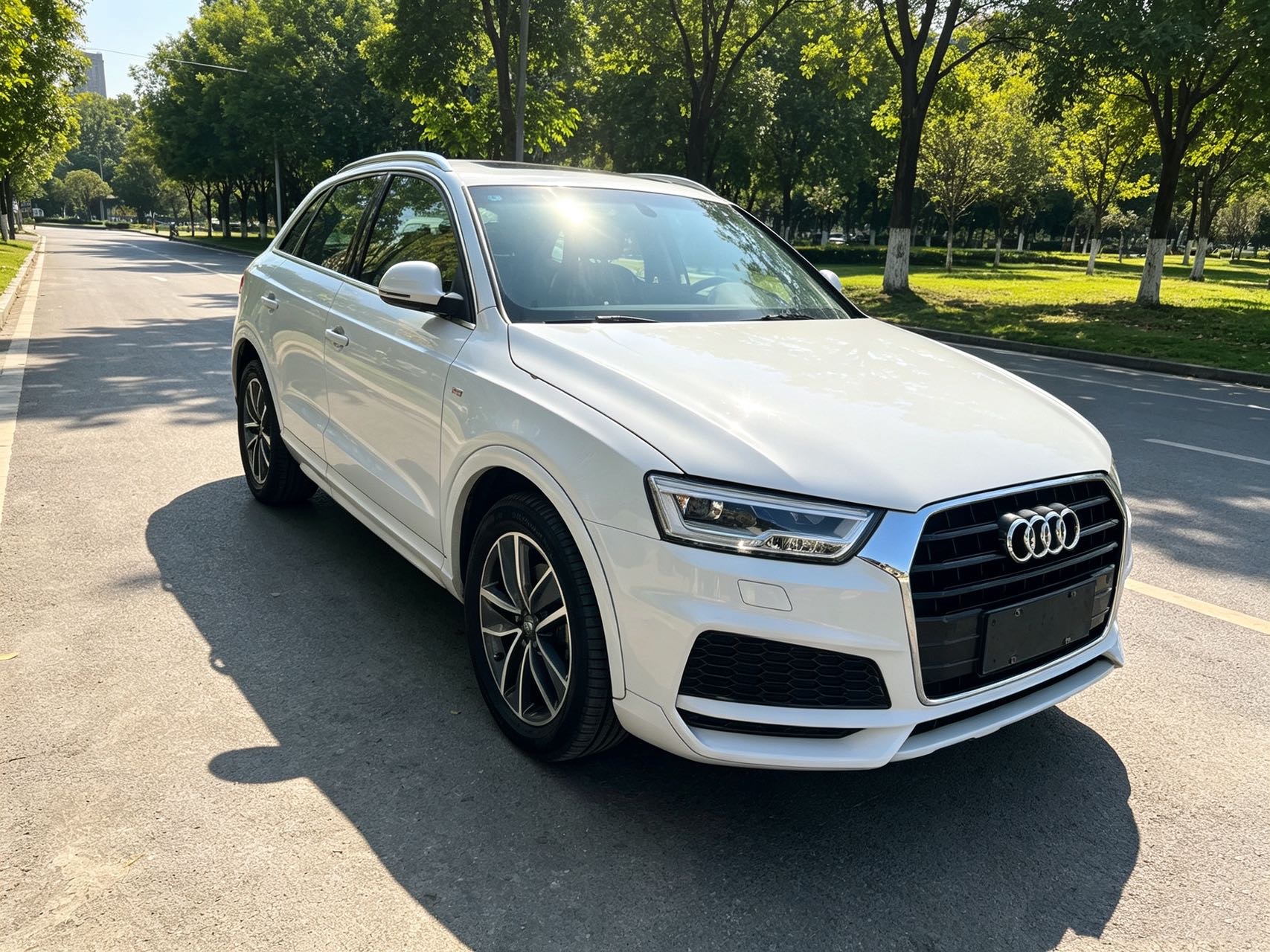Audi Q3 2018 #3 Audi Q3 2018 car image #3