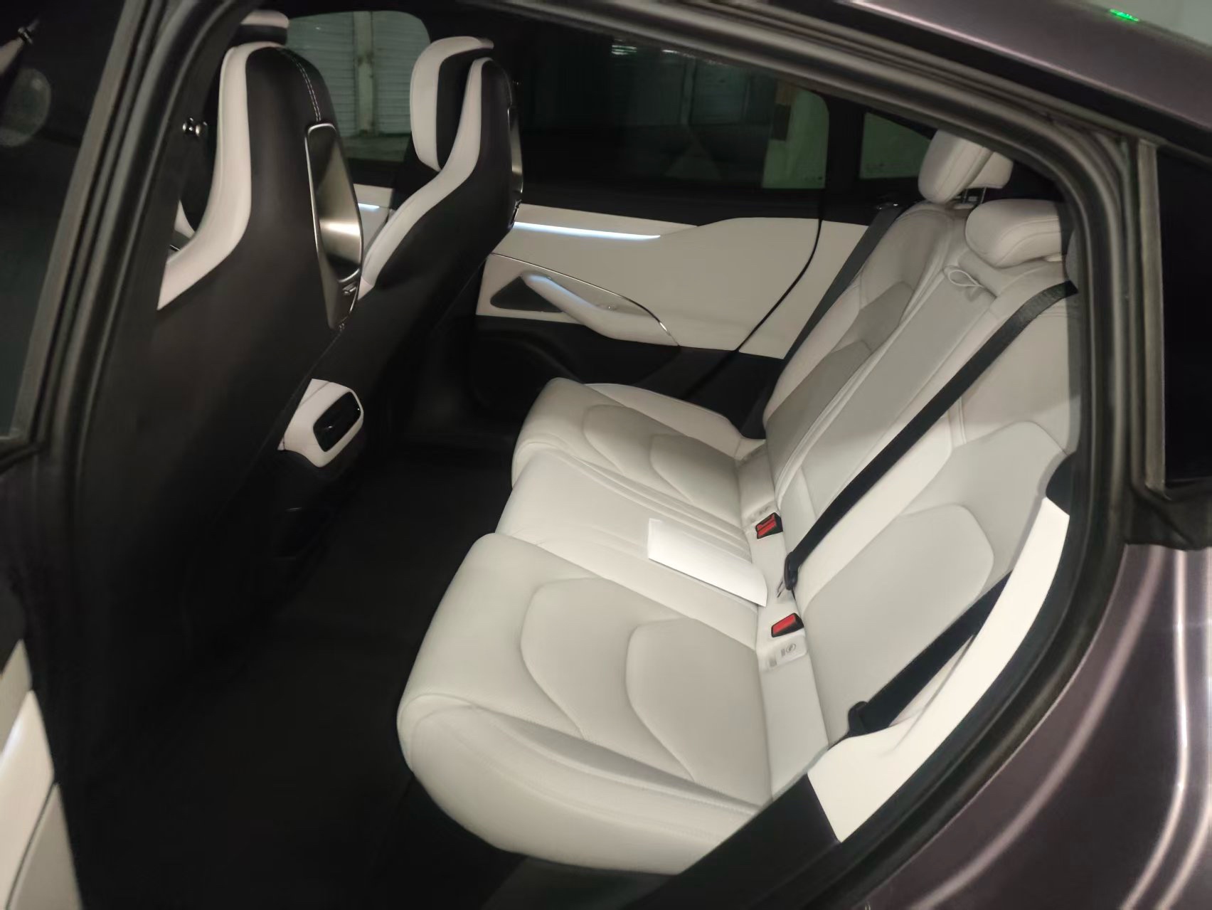 2025 car image #2