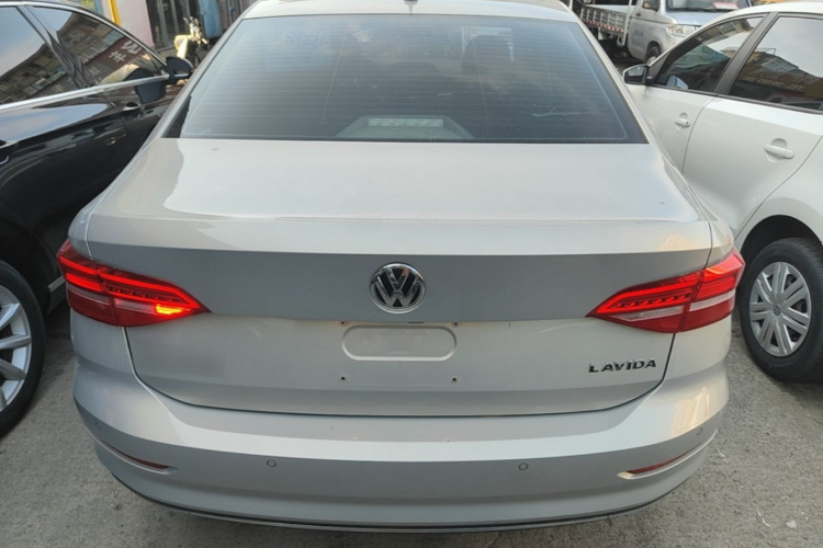 Volkswagen Lavida 2020 #6 Volkswagen Lavida 2020 car image #6