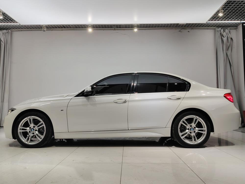 BMW 3 Series 2017 #3 BMW 3 Series 2017 car image #3