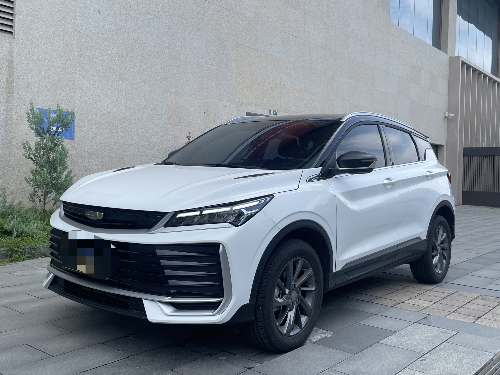 GEELY Coolray 2025 GEELY Coolray 2025 car image