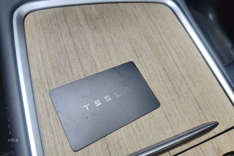 Tesla Model Y 2022 #10 Tesla Model Y 2022 car image #10