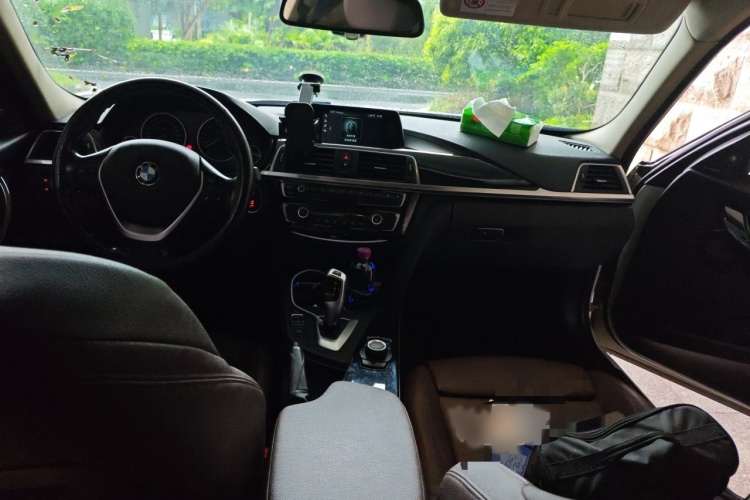 BMW 3 Series 2018 #13 BMW 3 Series 2018 car image #13