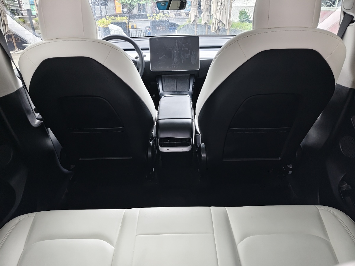 Tesla Model Y 2021 #5 Tesla Model Y 2021 car image #5