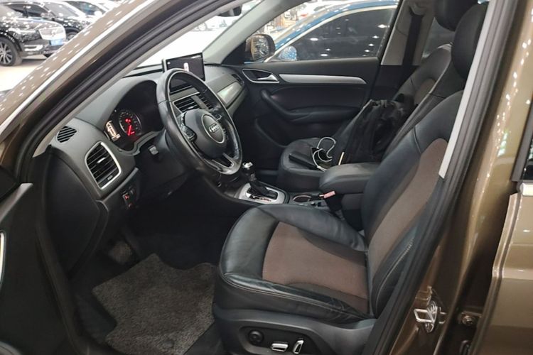 Audi Q3 2016 immagine di auto #15