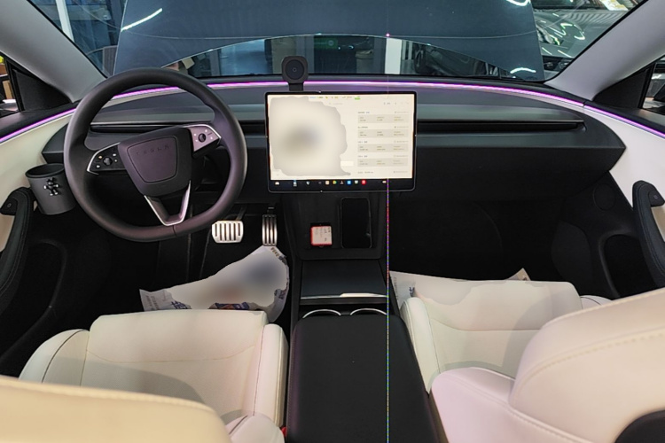 Tesla Model 3 2024 car image #10