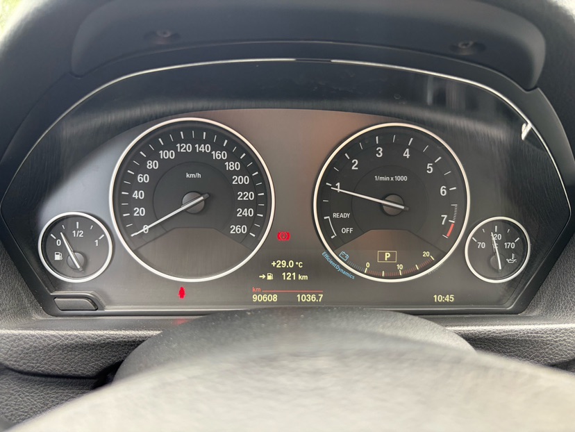 BMW 3 Series GT 2018 #7 BMW 3 Series GT 2018 صورة سيارة #7
