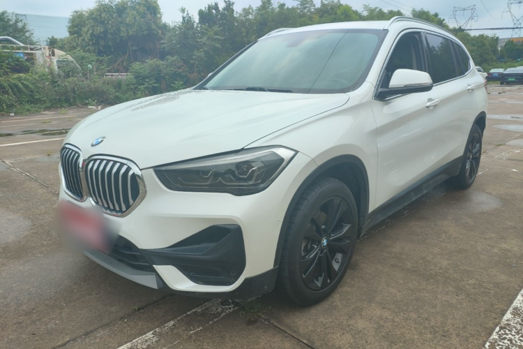 BMW X1 2020 car image #2