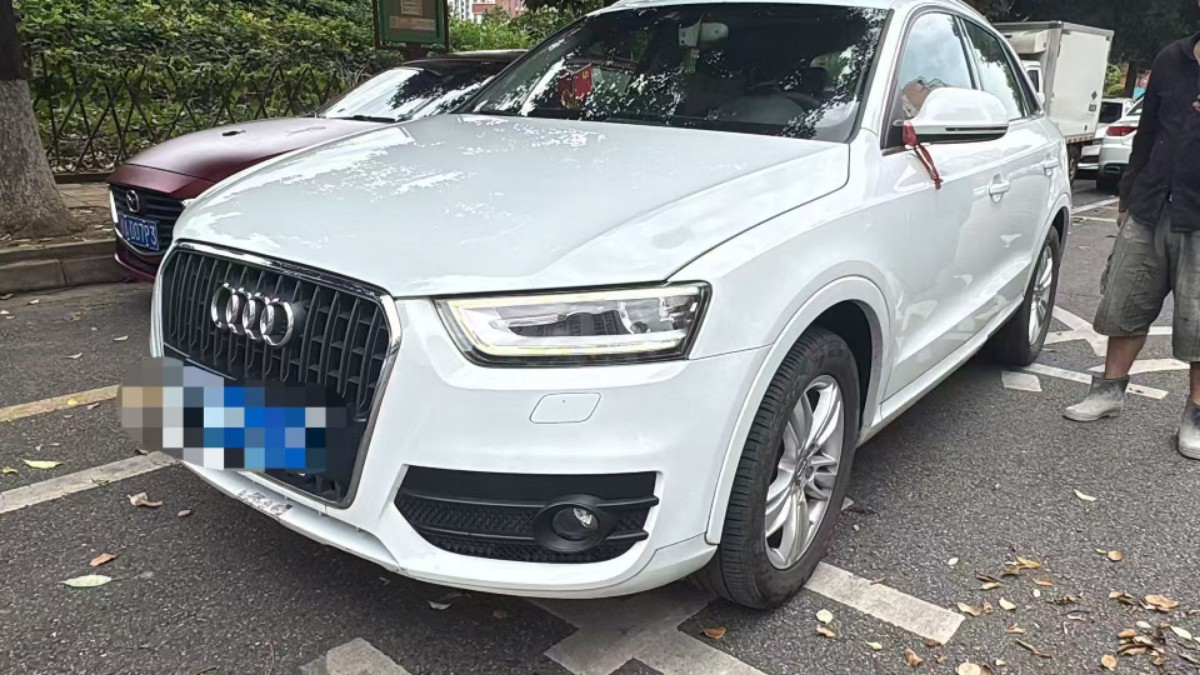 Audi Q3 2015 Audi Q3 2015 car image