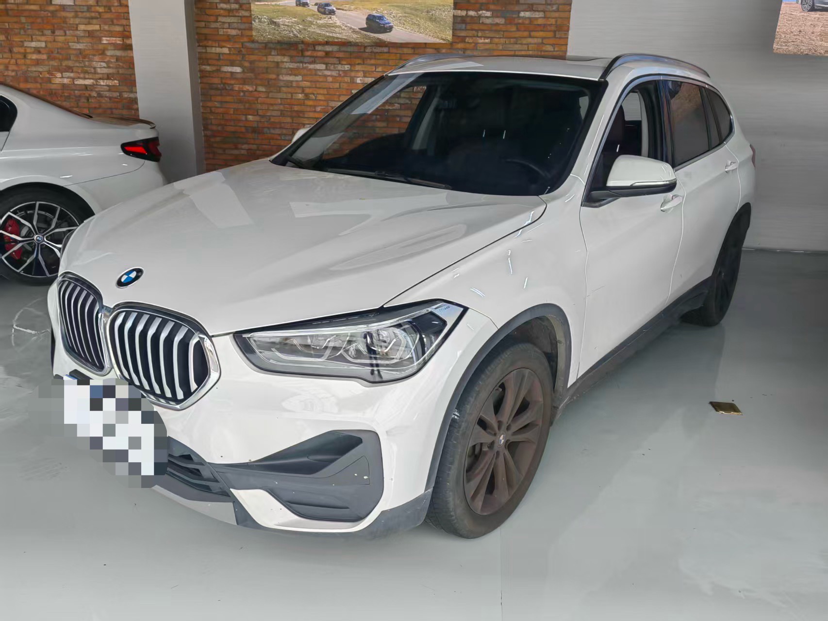BMW X1 2022 car image 