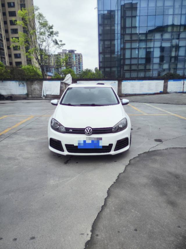 Volkswagen Golf 2013 car image #4